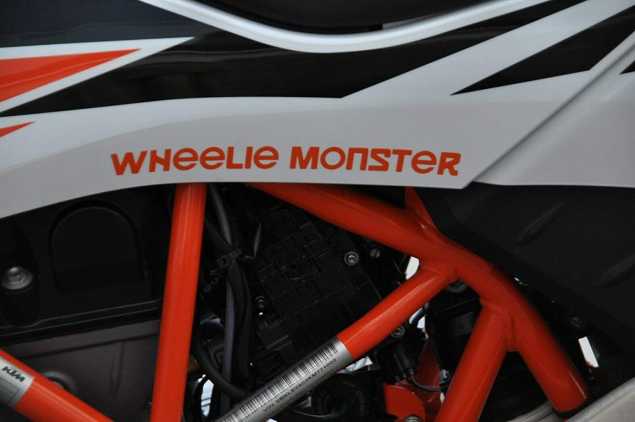 WHEELIEMONSTER Aufkleber/Sticker Supermoto 20X1,5CM orange für Tank/Schutzblech/Kotflügel/Custom/Dekor