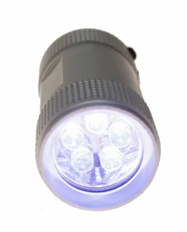 Pfiffige LED Taschenlampe mit 5 LEDs in mattsilber inkl. Lanyard